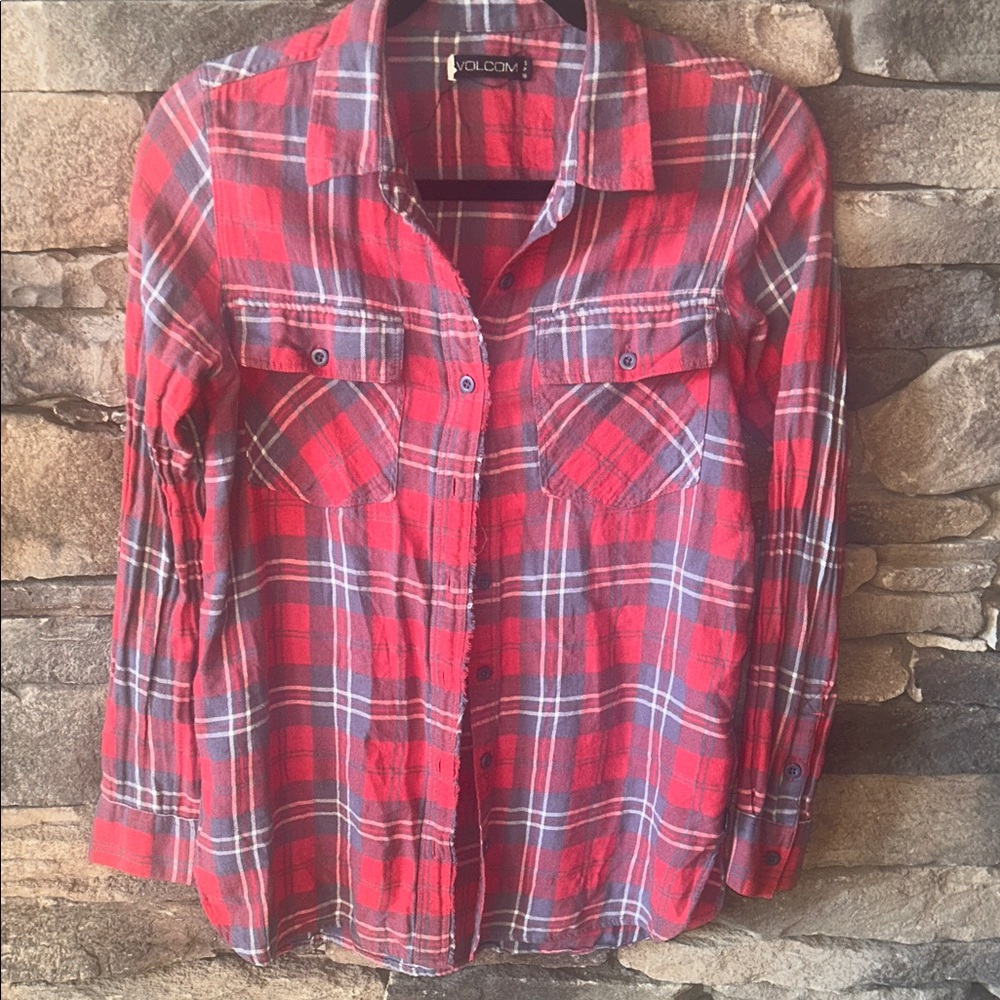 Volcom Red and gray Plaid long sleeve Shirt 100% cotton size small